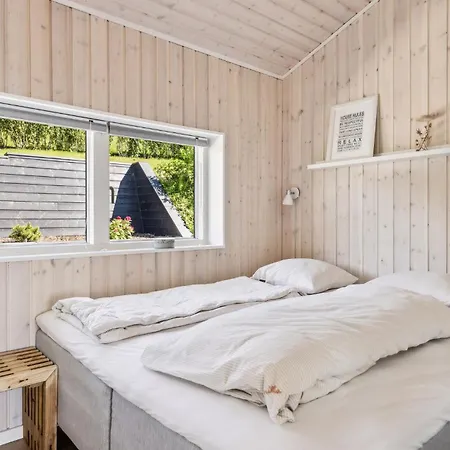 3 Bedroom Beautiful In Σπίτι διακοπών