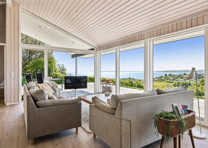 Σπίτι διακοπών 3 Bedroom Beautiful In *