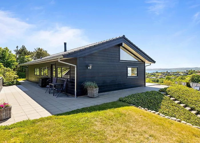 Σπίτι διακοπών 3 Bedroom Beautiful In Ebeltoft