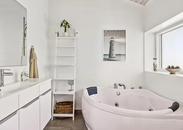 3 Bedroom Beautiful In Σπίτι διακοπών Ebeltoft